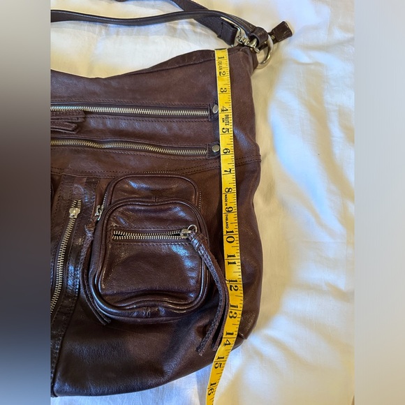 Tano Large Dark Brown Leather Carryall Crossbody/Shoulder Bag - Picture 9 of 11